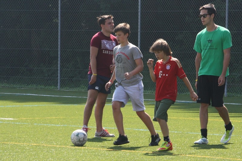 Village Camps International Summer Camp Leysin, Switzerland 2025-08-09 https://www.villagecamps.com/journals_admin/images/687-23-pitch (93).jpg